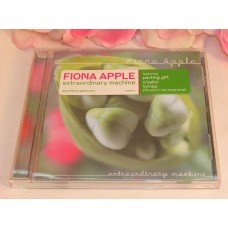 CD Fiona Apple Extraordinary Machine Gently Used CD 12 Tracks 2005 Sony Music